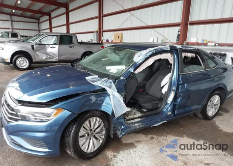 2020 Volkswagen Jetta 1.4T R-Line/1.4T S/1.4T Se из США, поврежденный, VIN 3VWCB7BU7LM028358